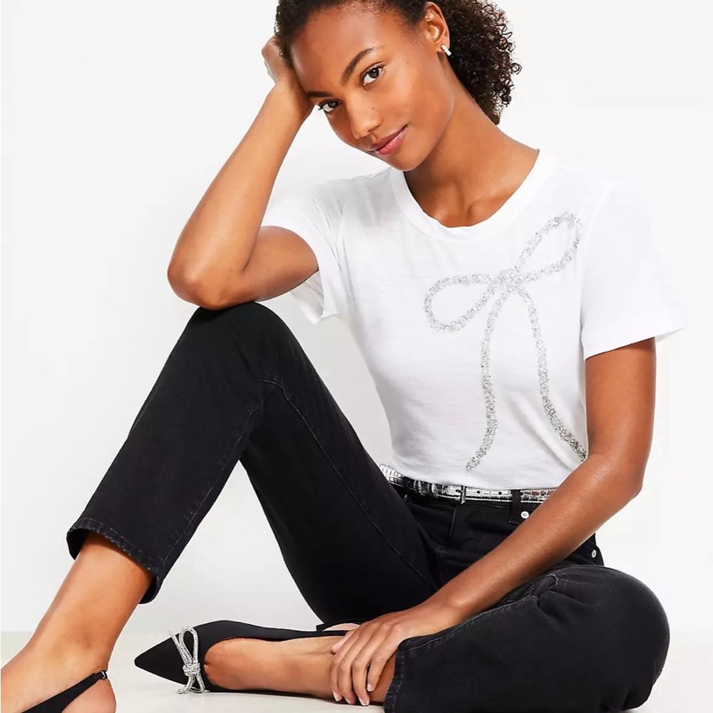 LOFT *BRAND NEW WITH TAGS* White Tee With Silver Sequin Bow LARGE